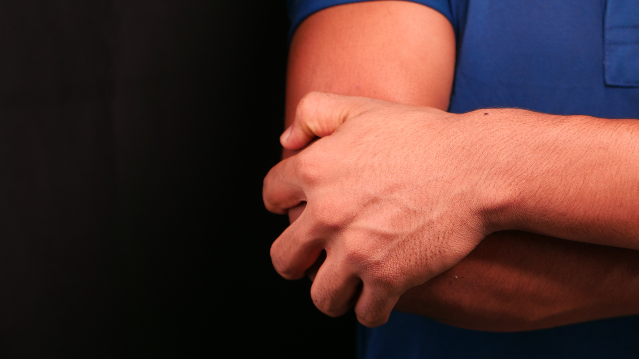 Elbow Pain Therapy: How Physical Therapy Helps with Tennis and Golfer’s Elbow