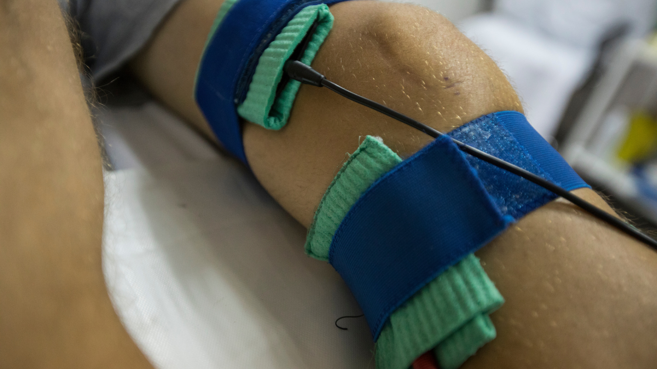 Physical Therapy vs. Knee Surgery: Which Treatment is Right for You?